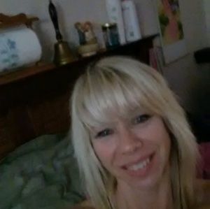 Meet your Posher, Reitha